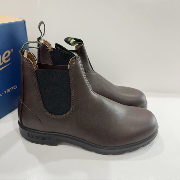 Blundstone 2116 Men’s Chelsea Ankle vegan leather Boots - Picture 3 of 8